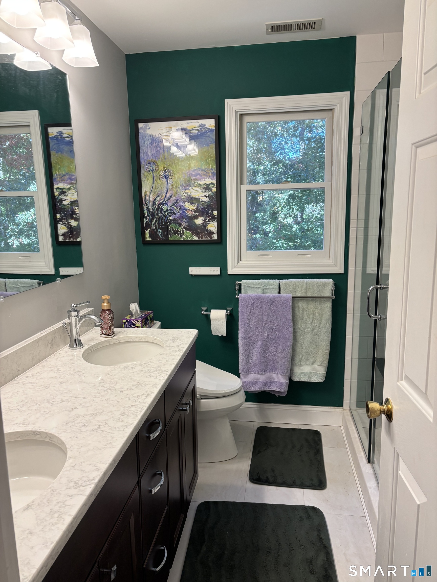 8 Catbird Lane East Lyme CT 06333