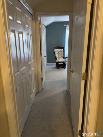 8 Catbird Lane East Lyme CT 06333