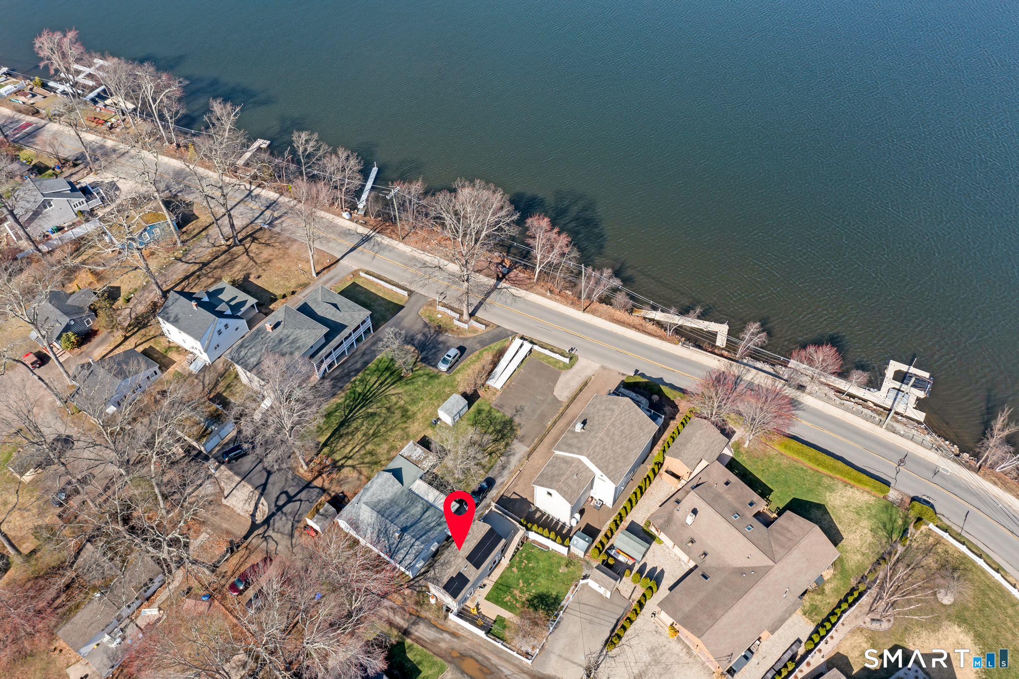 7 West Avenue East Hampton CT 06424