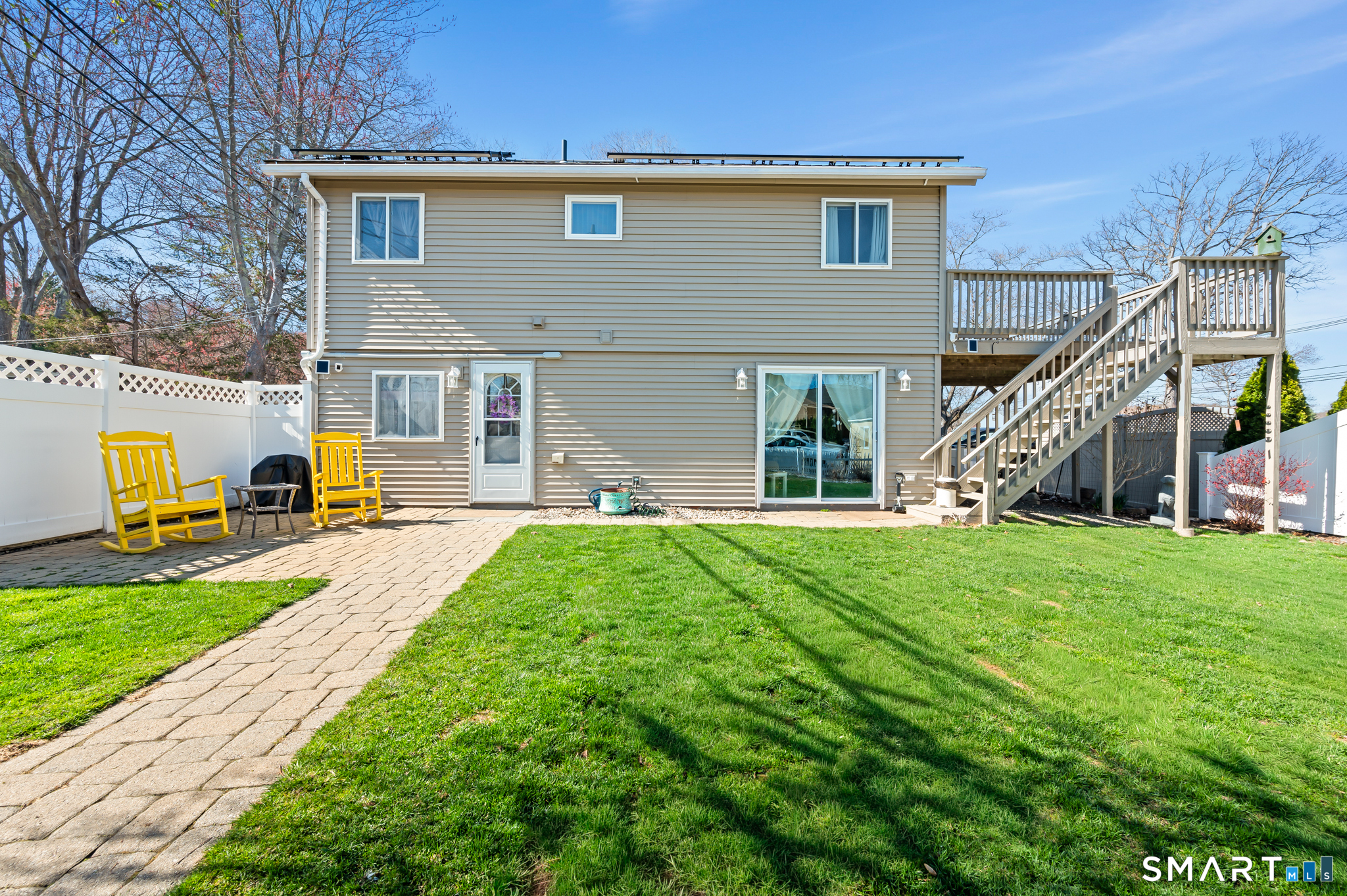 7 West Avenue East Hampton CT 06424