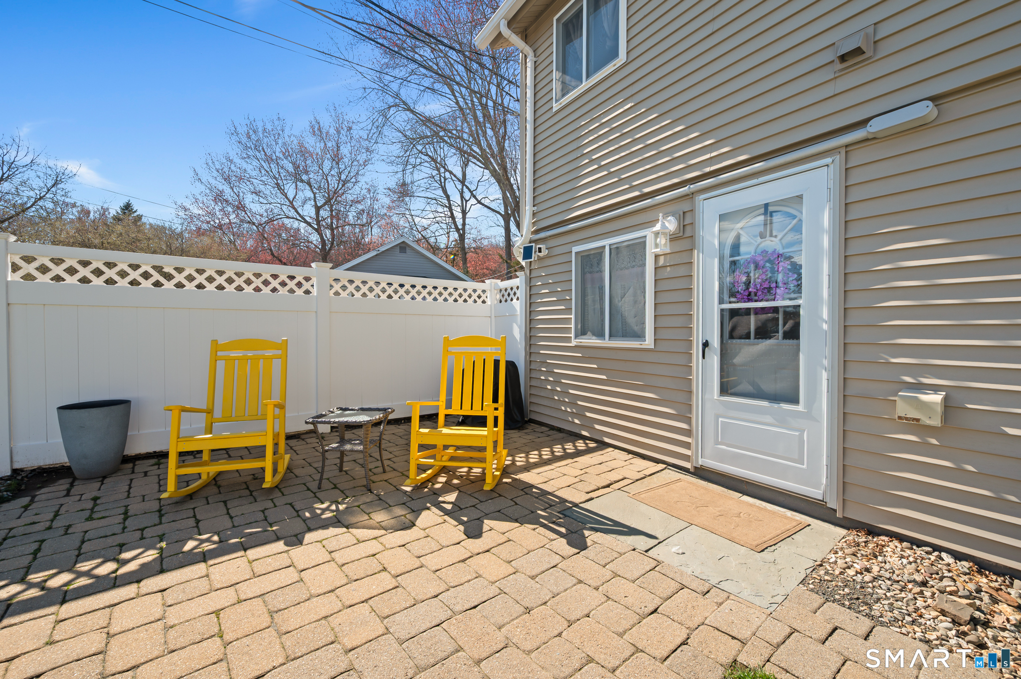 7 West Avenue East Hampton CT 06424
