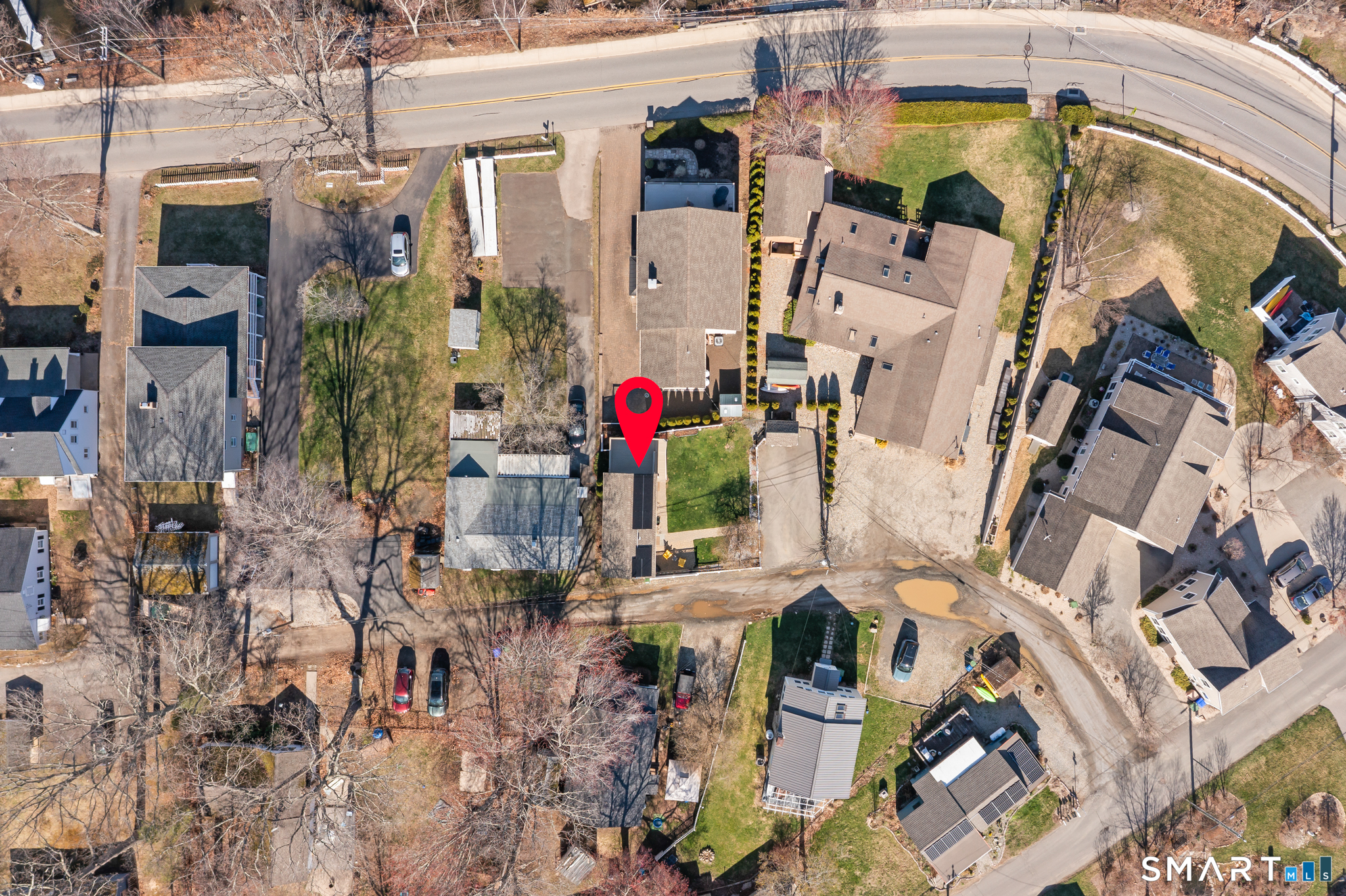 7 West Avenue East Hampton CT 06424