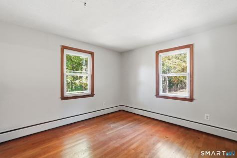 61 Arnott Road Manchester CT 06040