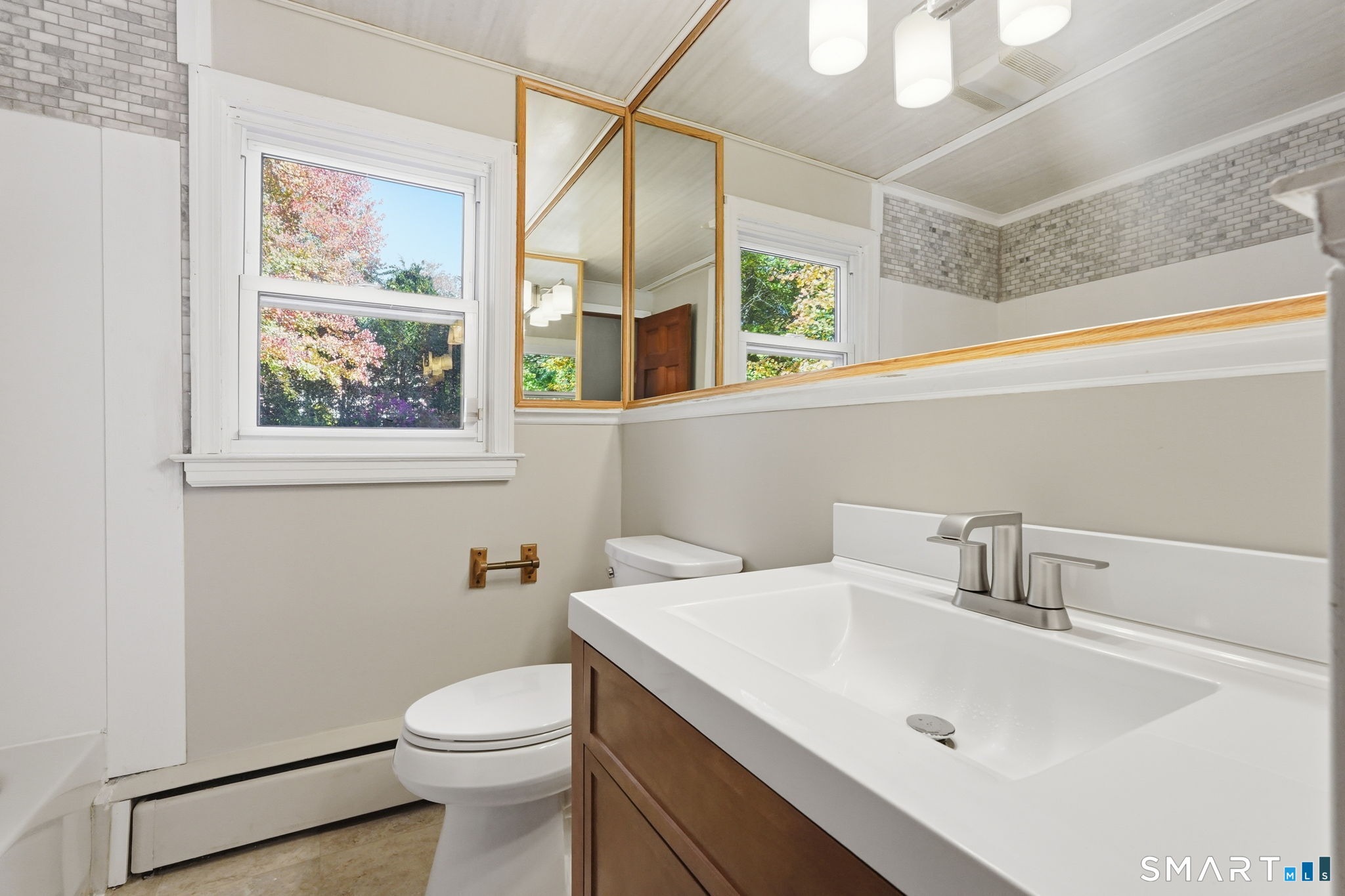 61 Arnott Road Manchester CT 06040