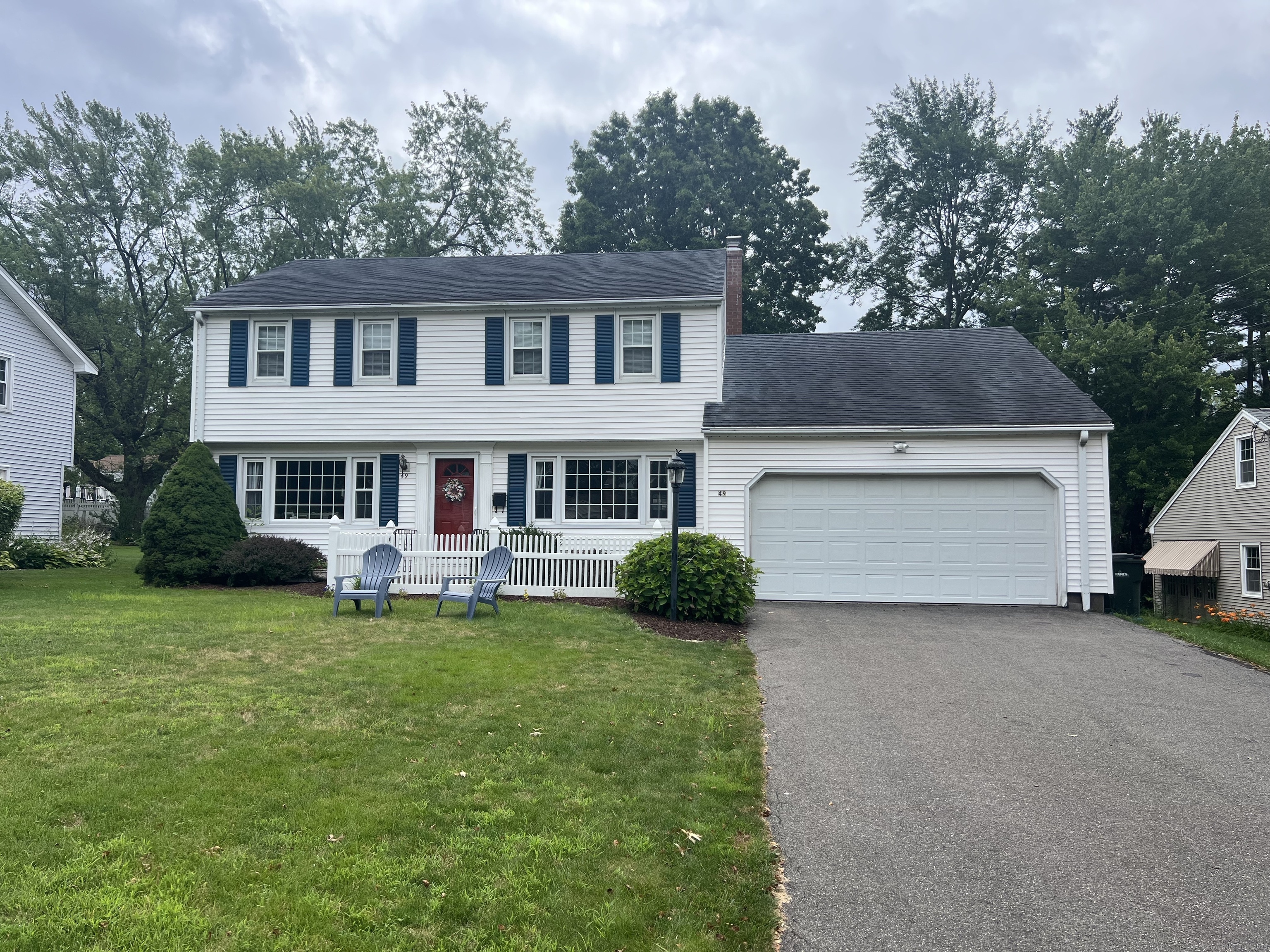 49 Holly Lane Wethersfield CT 06109