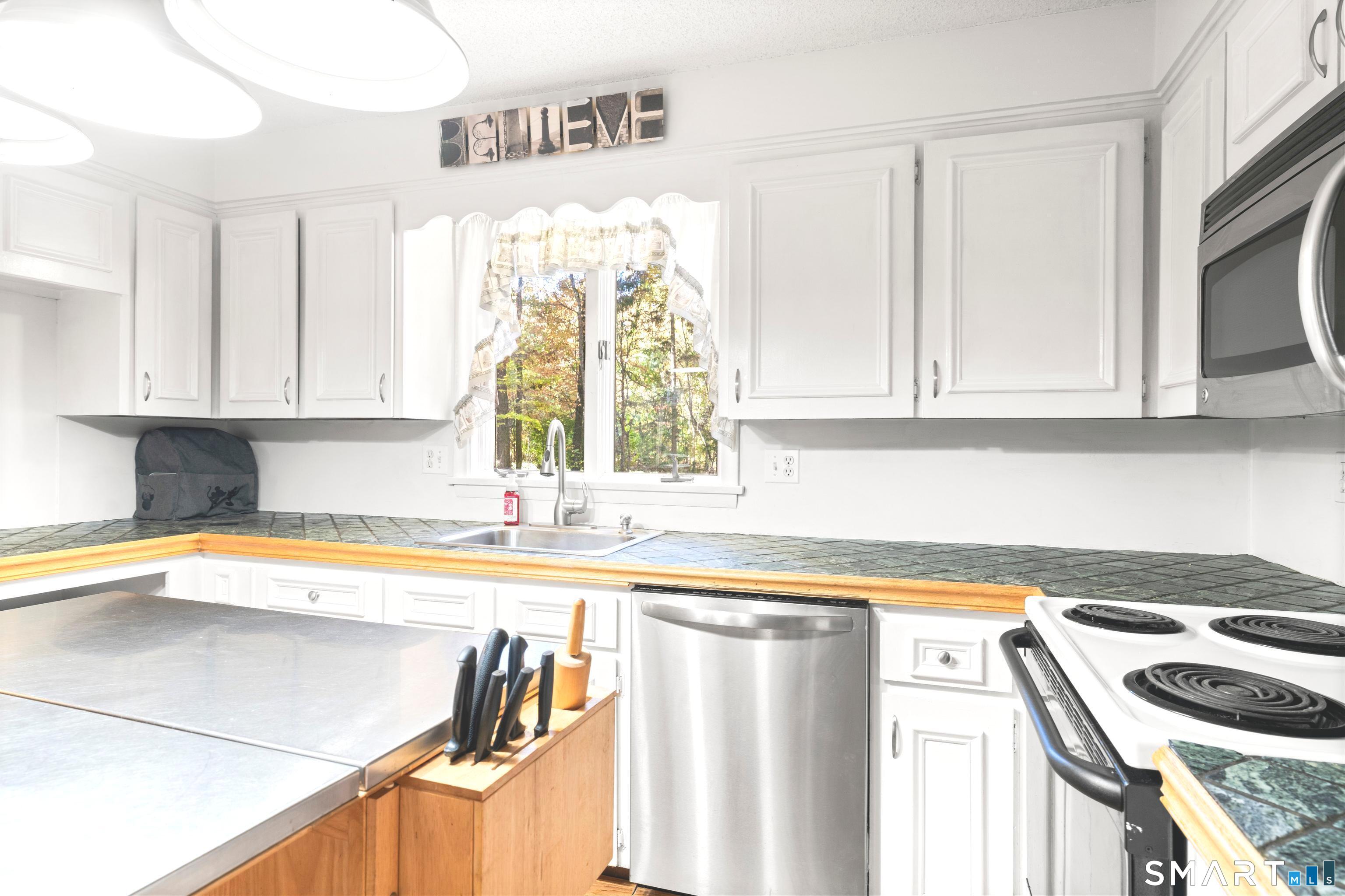 8 Rolling Hills Trail Bolton CT 06043