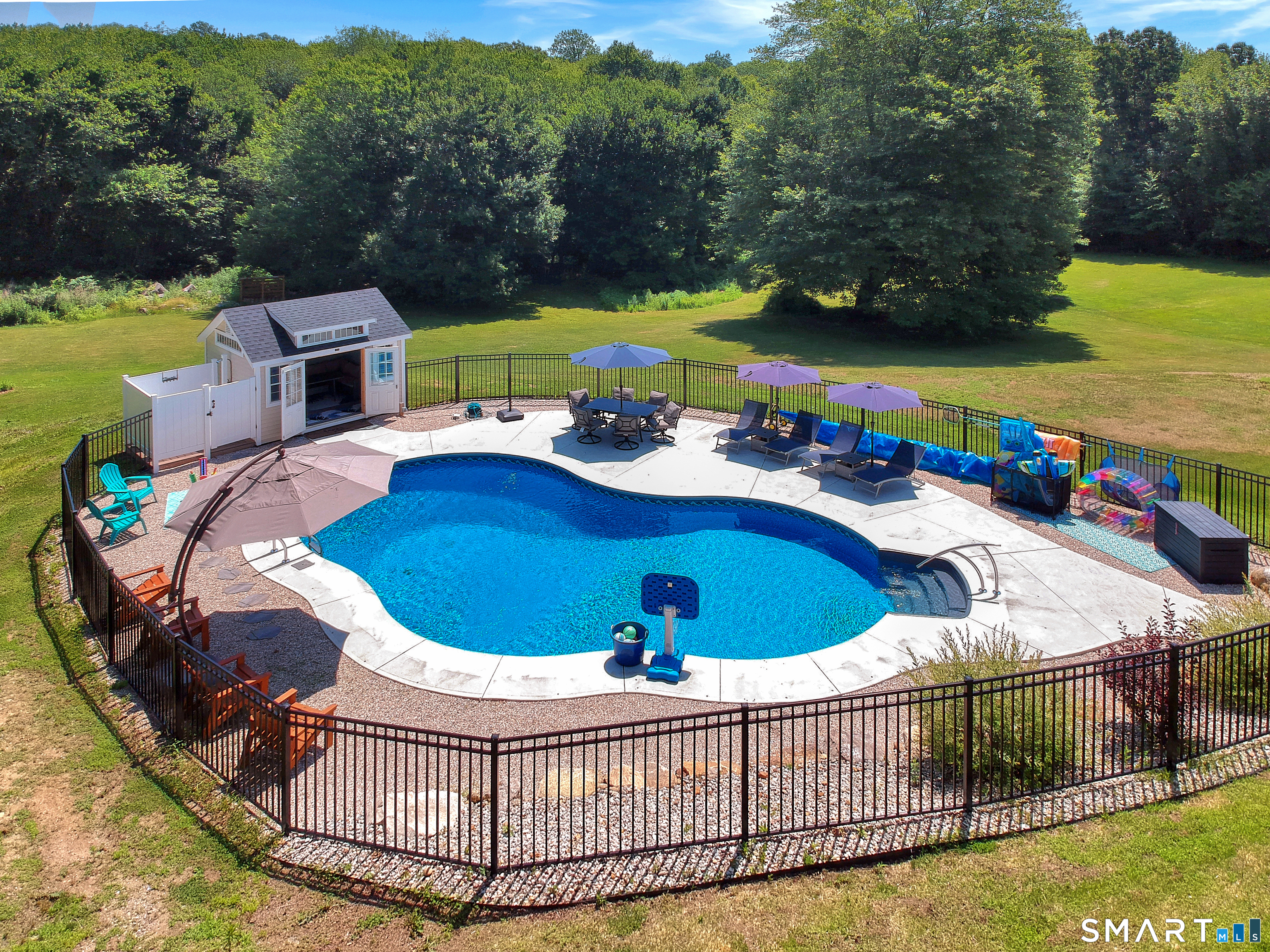 690 West Road Salem CT 06420