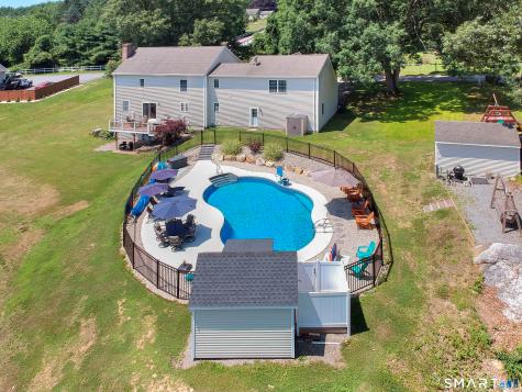 690 West Road Salem CT 06420