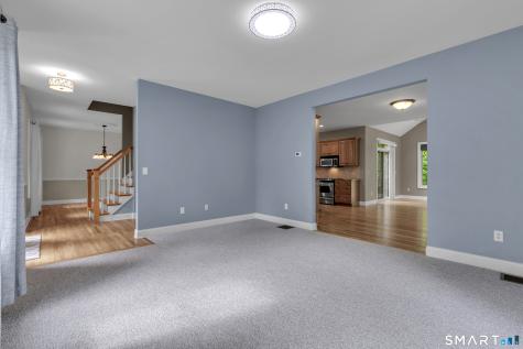 3 Arrowhead Trail Waterford CT 06385
