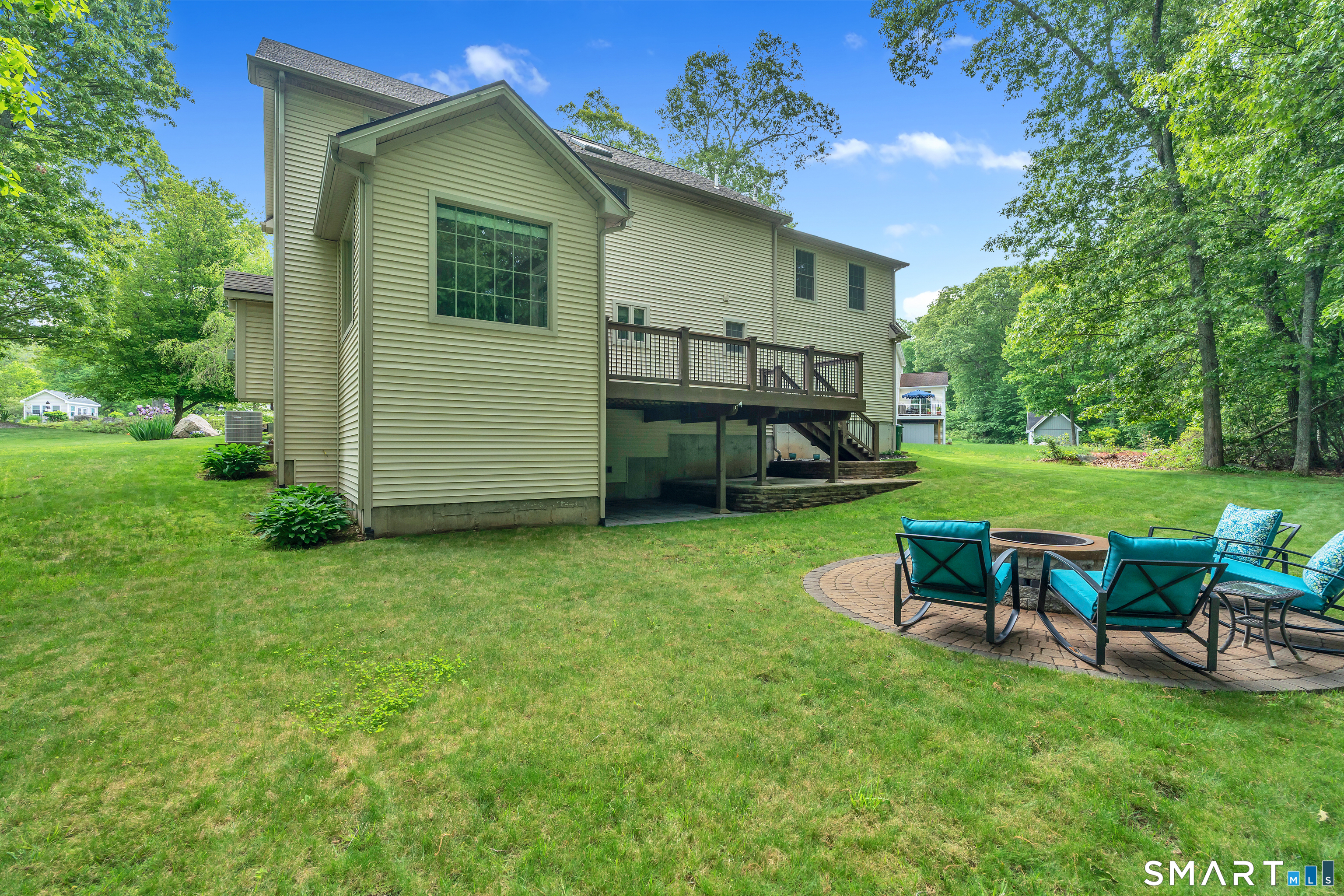 3 Arrowhead Trail Waterford CT 06385