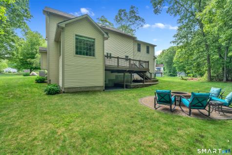 3 Arrowhead Trail Waterford CT 06385