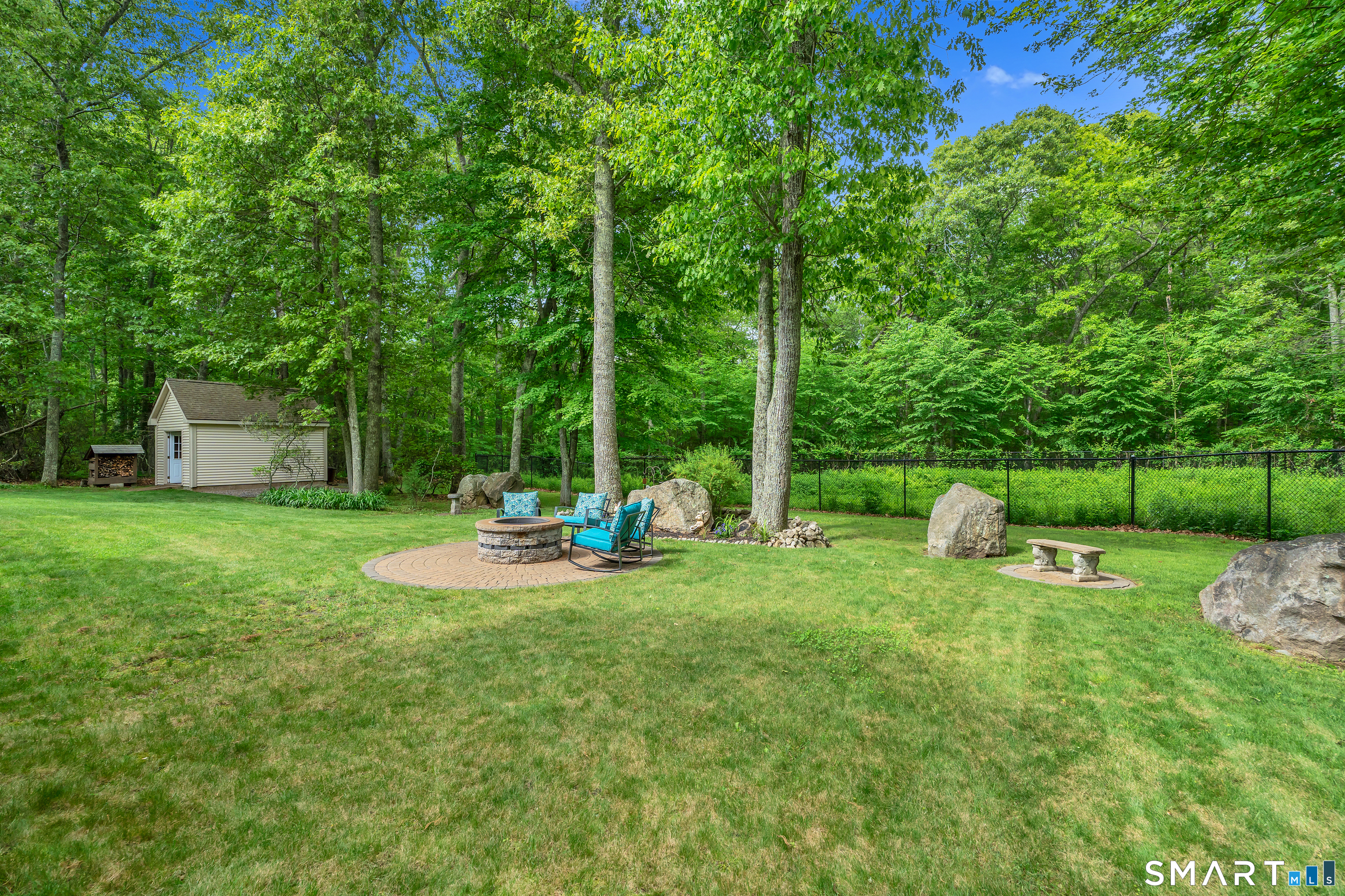 3 Arrowhead Trail Waterford CT 06385