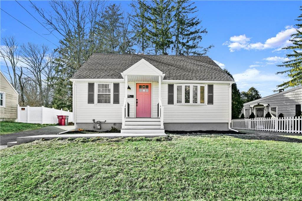 206 North Hoadley Street Naugatuck CT 06770