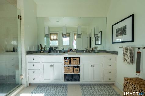 305 Pequot Trail Stonington CT 06379