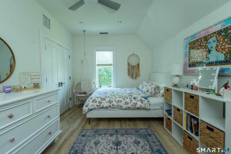 305 Pequot Trail Stonington CT 06379