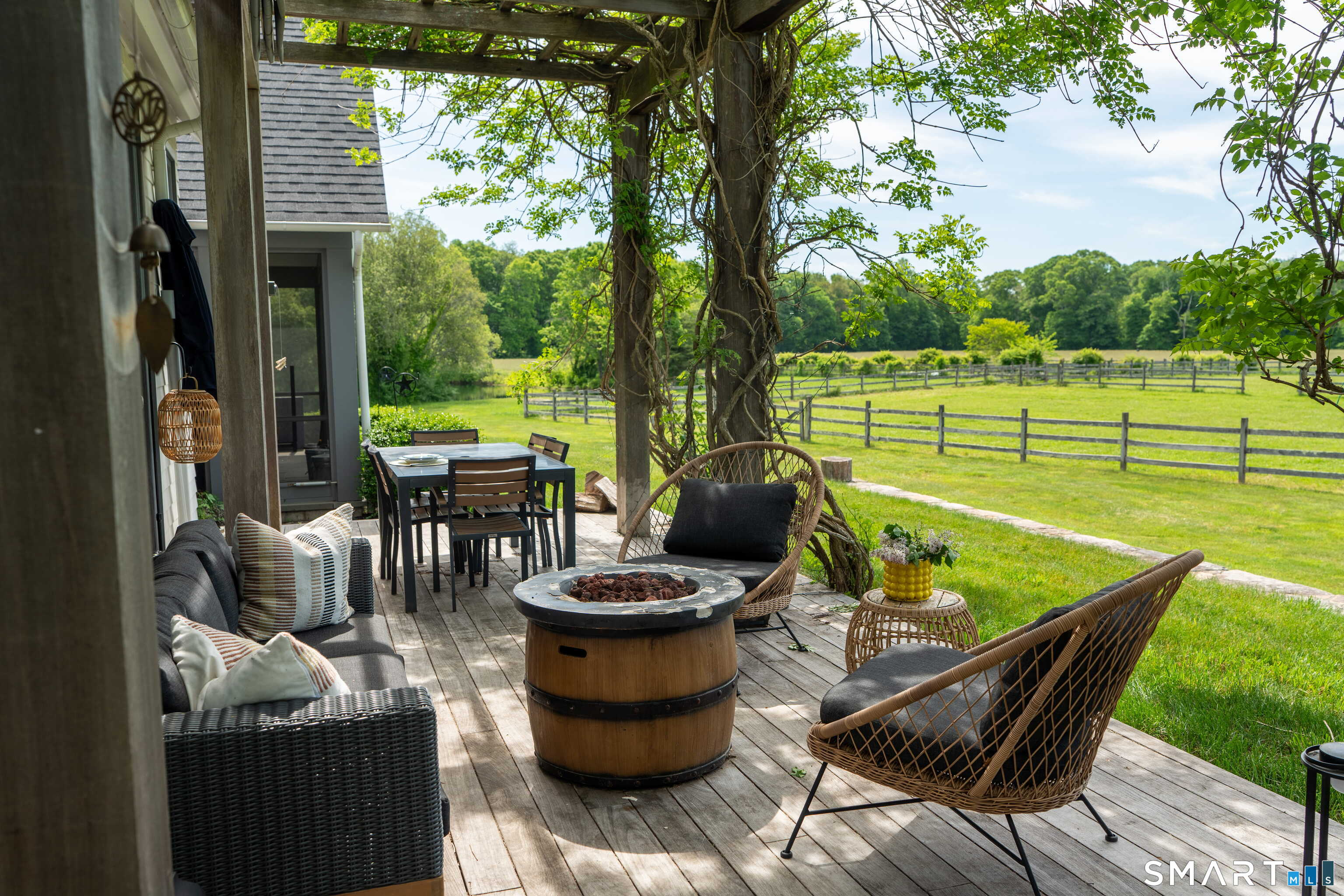 305 Pequot Trail Stonington CT 06379