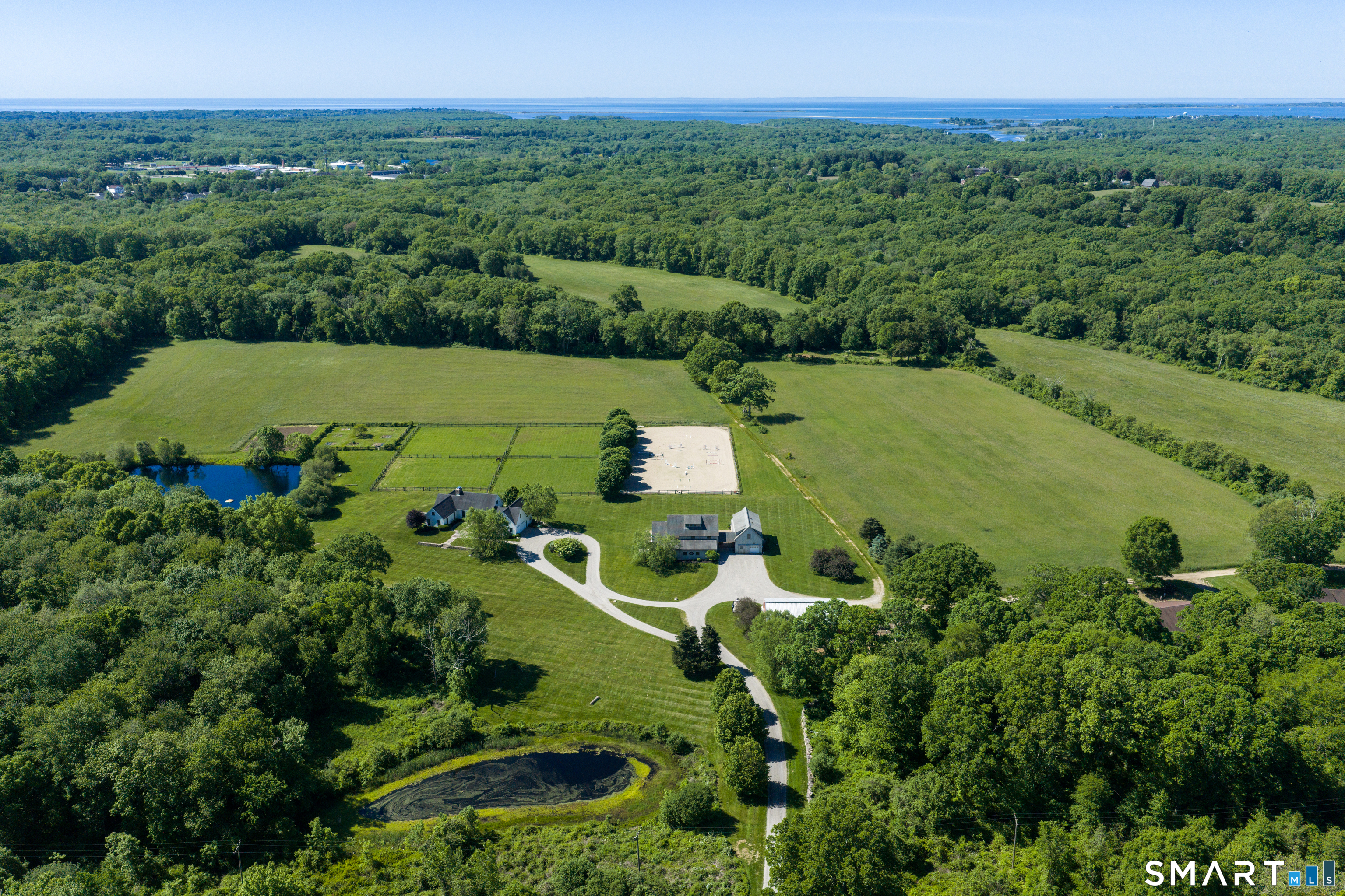 305 Pequot Trail Stonington CT 06379