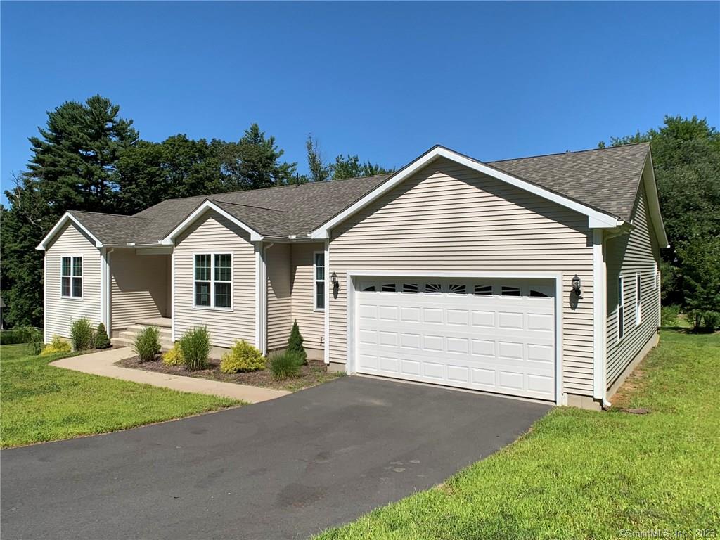 4 Ferguson Way Ellington CT 06029