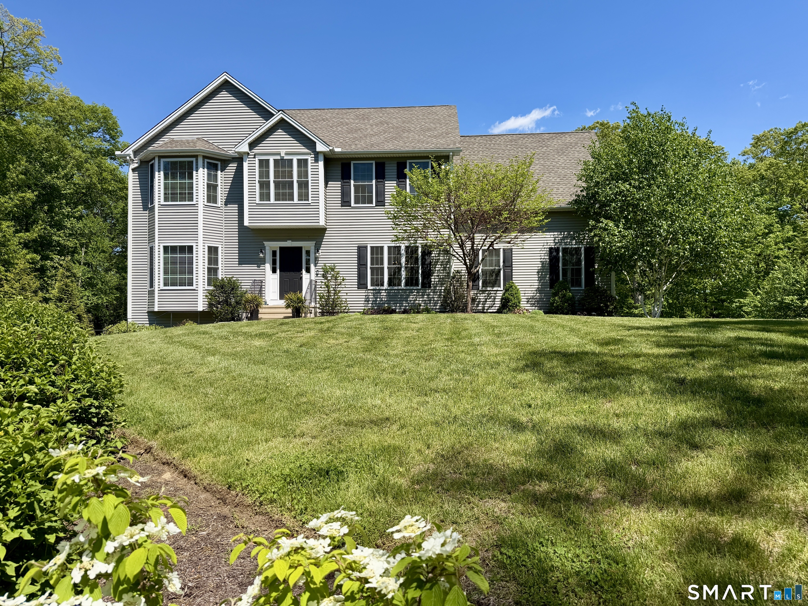 7 Jet Brook Road Newtown CT 06470