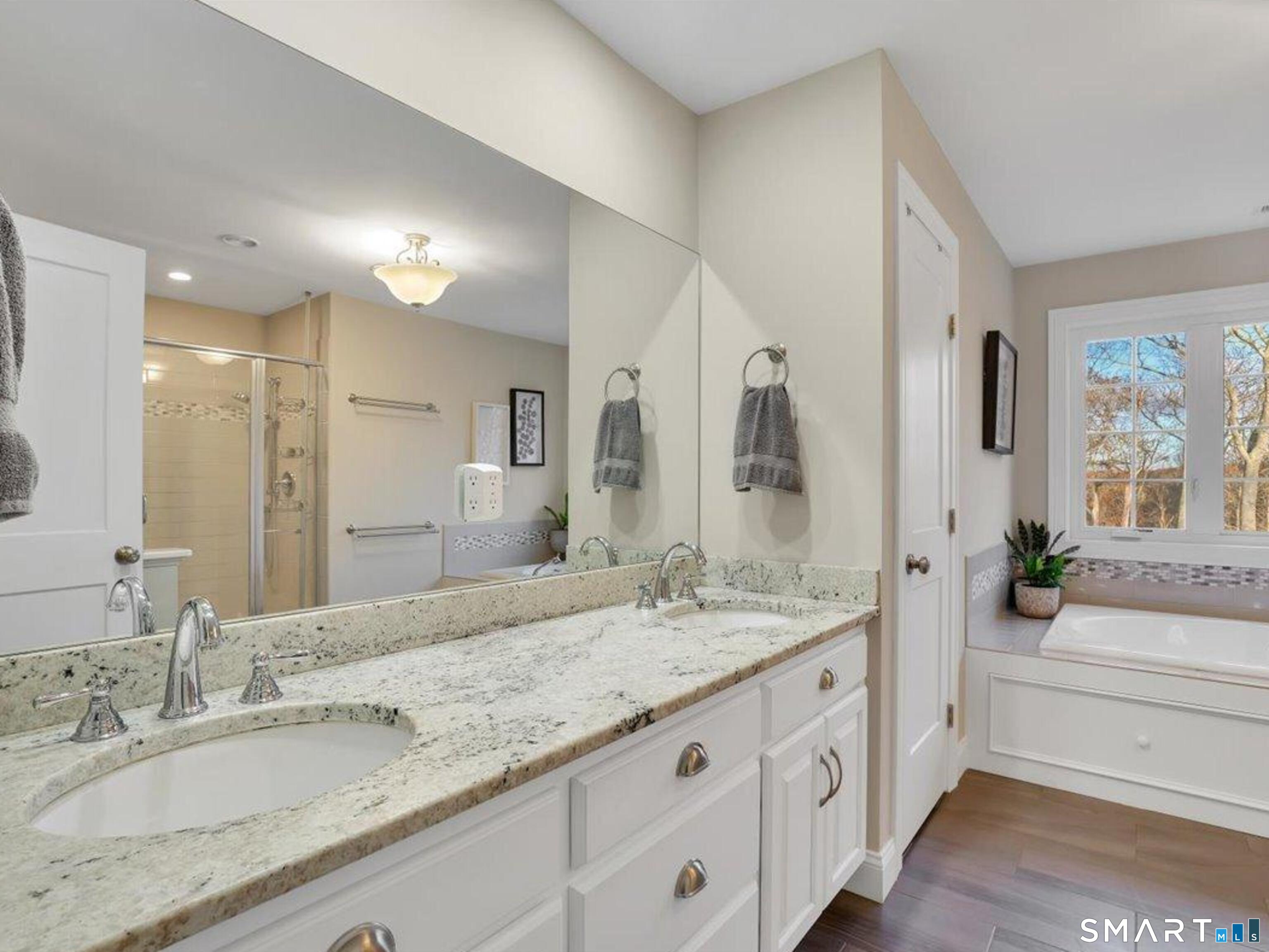 7 Jet Brook Road Newtown CT 06470