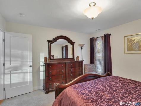 7 Jet Brook Road Newtown CT 06470