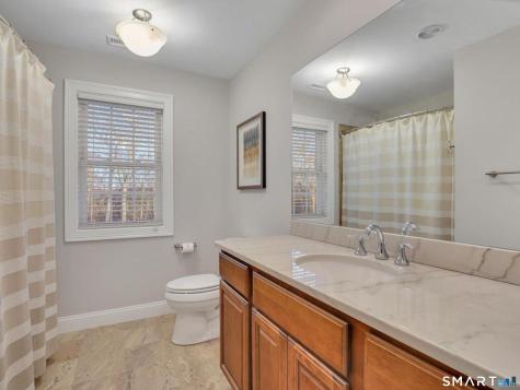 7 Jet Brook Road Newtown CT 06470
