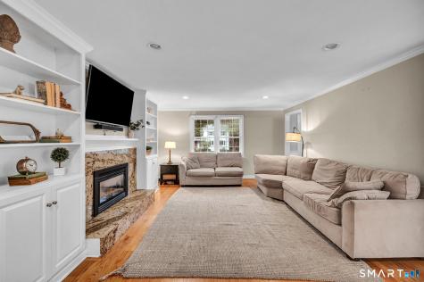 295 Towpath Lane Cheshire CT 06410