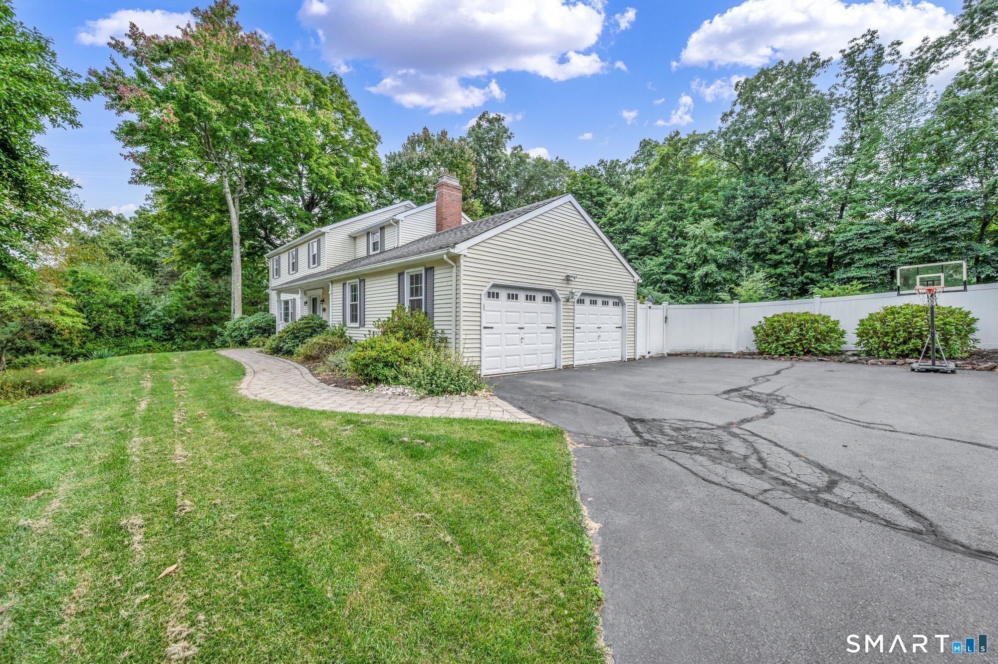 295 Towpath Lane Cheshire CT 06410