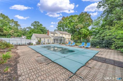 295 Towpath Lane Cheshire CT 06410