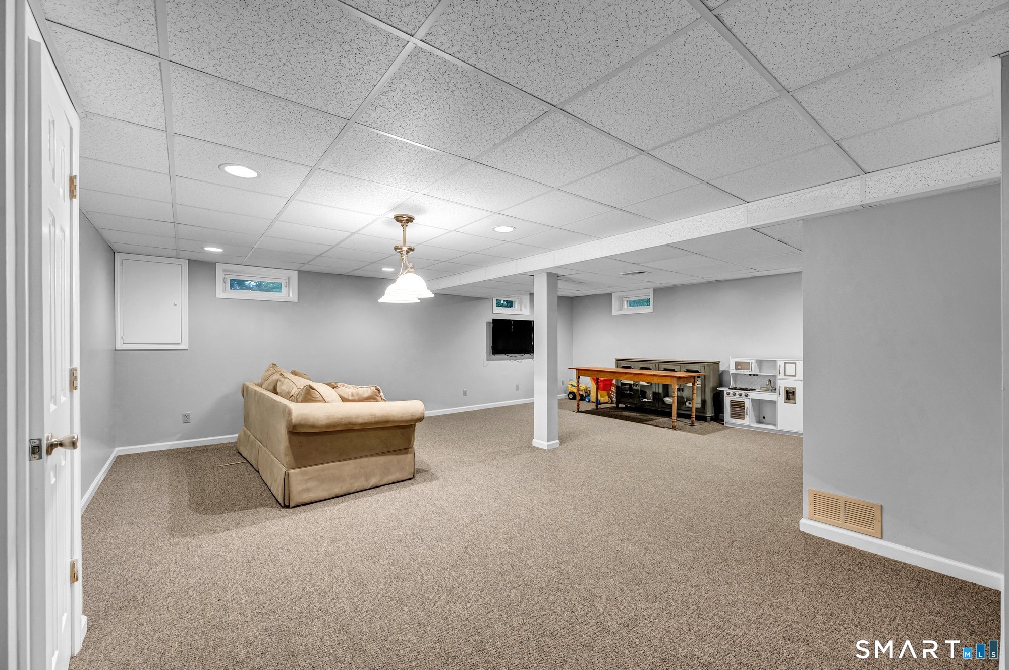 295 Towpath Lane Cheshire CT 06410