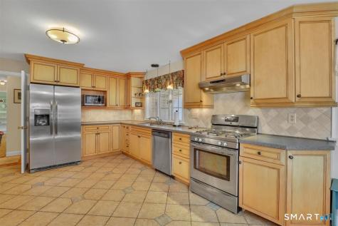 107 Steep Hollow Lane Manchester CT 06040