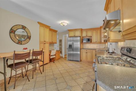 107 Steep Hollow Lane Manchester CT 06040