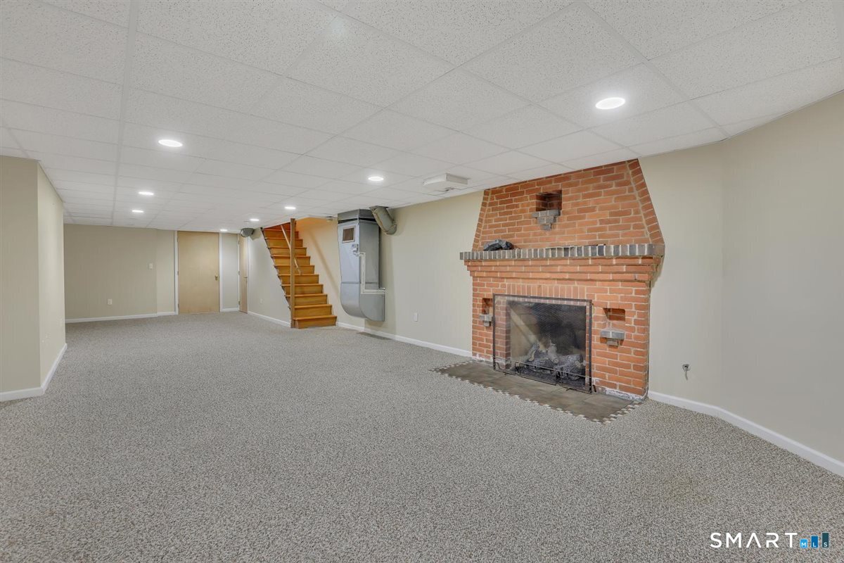 107 Steep Hollow Lane Manchester CT 06040