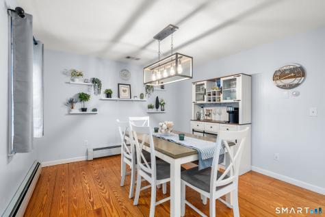 5 Bell Court Portland CT 06480