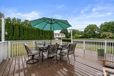 5 Bell Court Portland CT 06480