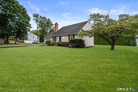 5 Bell Court Portland CT 06480