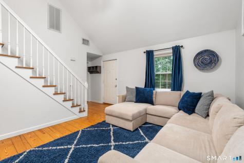 5 Bell Court Portland CT 06480
