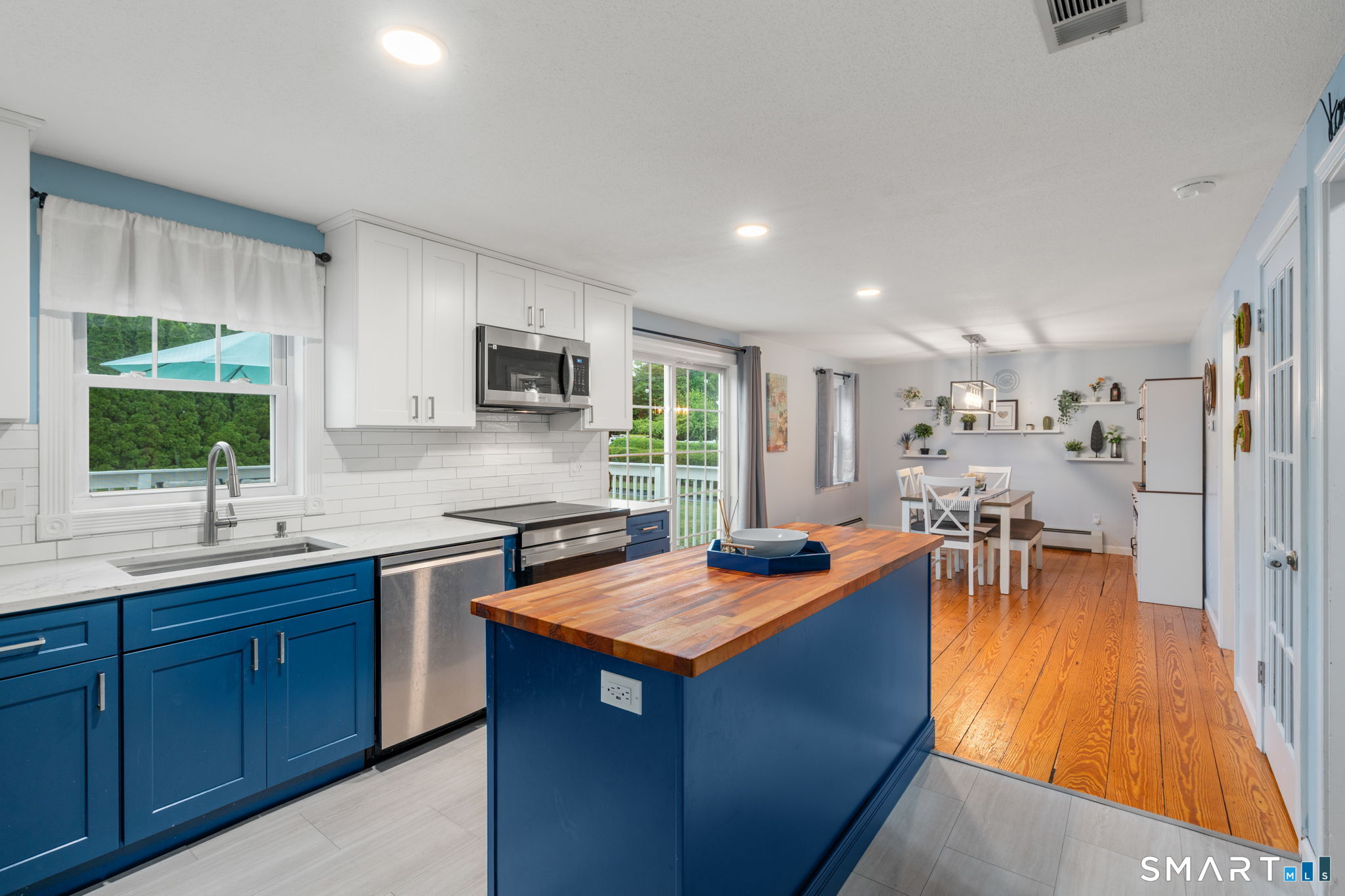 5 Bell Court Portland CT 06480