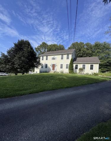 52 Middle Road Preston CT 06365