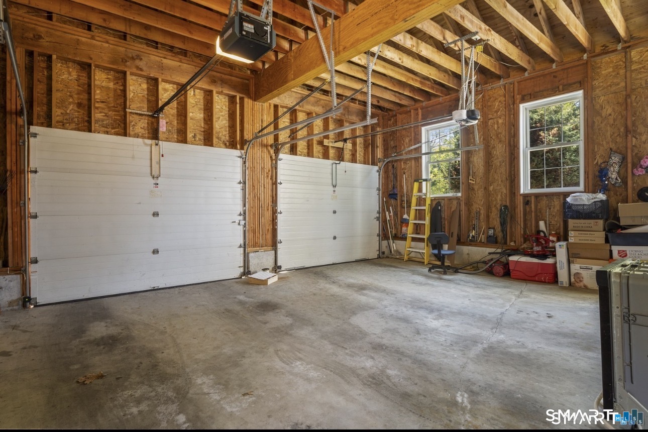 52 Middle Road Preston CT 06365