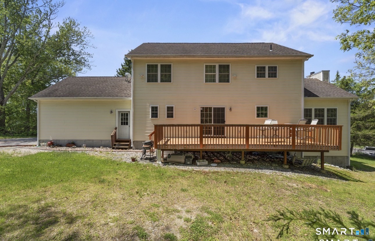 52 Middle Road Preston CT 06365