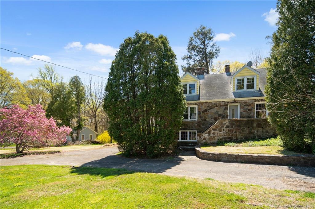 101 Sport Hill Road Easton CT 06612