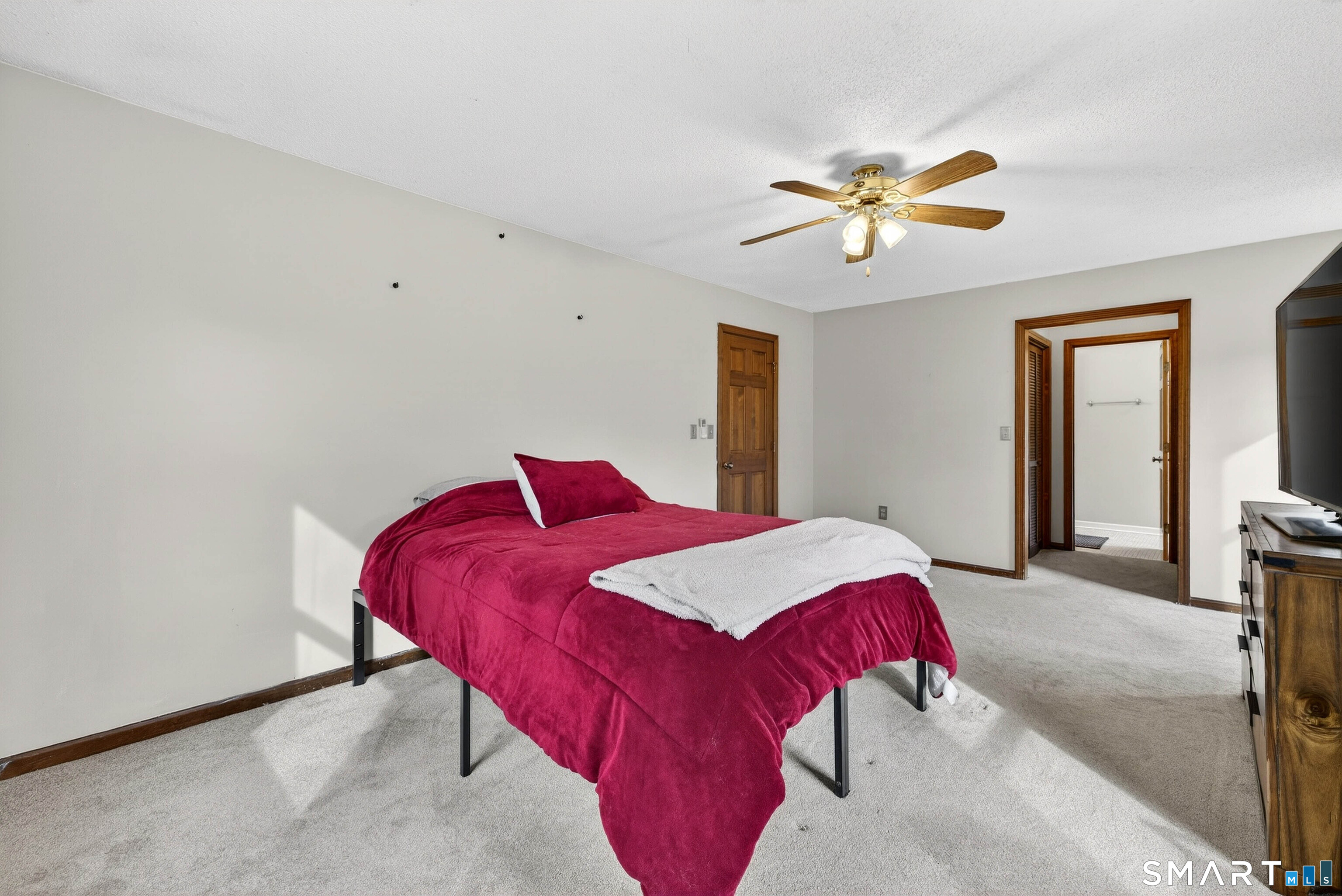 36 Bittersweet Drive Ledyard CT 06335