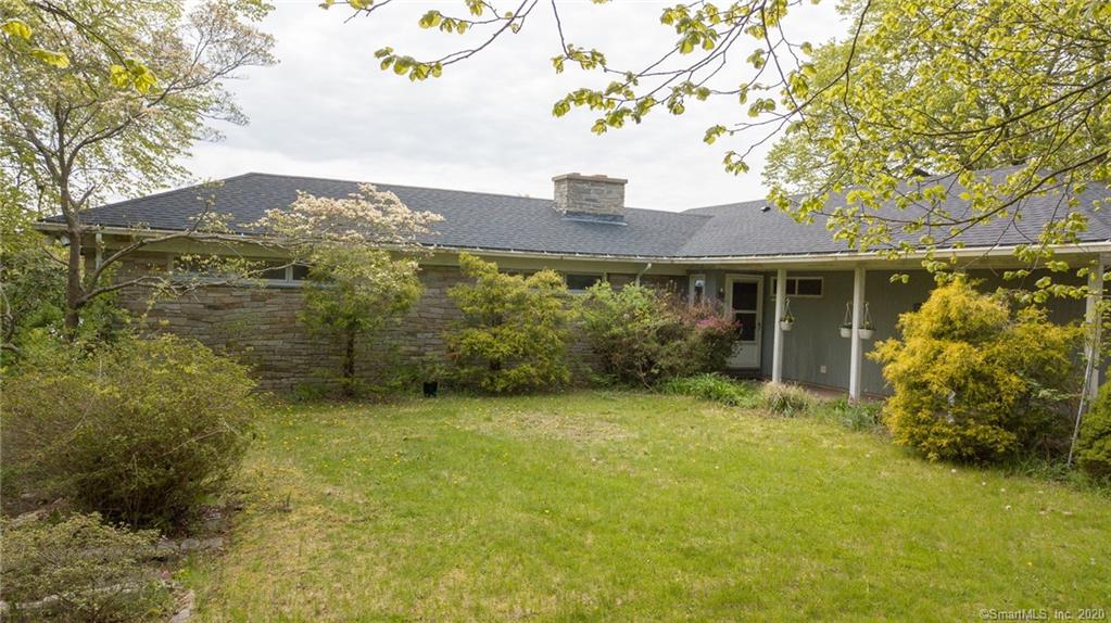 22 Beechwood Lane New London CT 06320