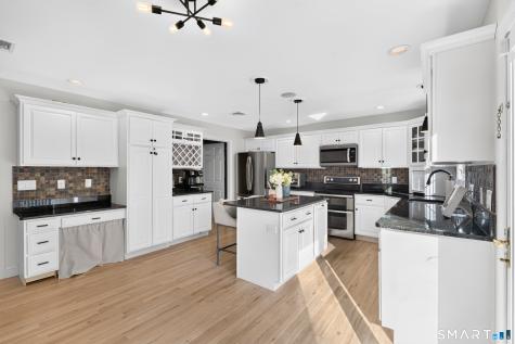 15 Purdy Station Road Newtown CT 06470