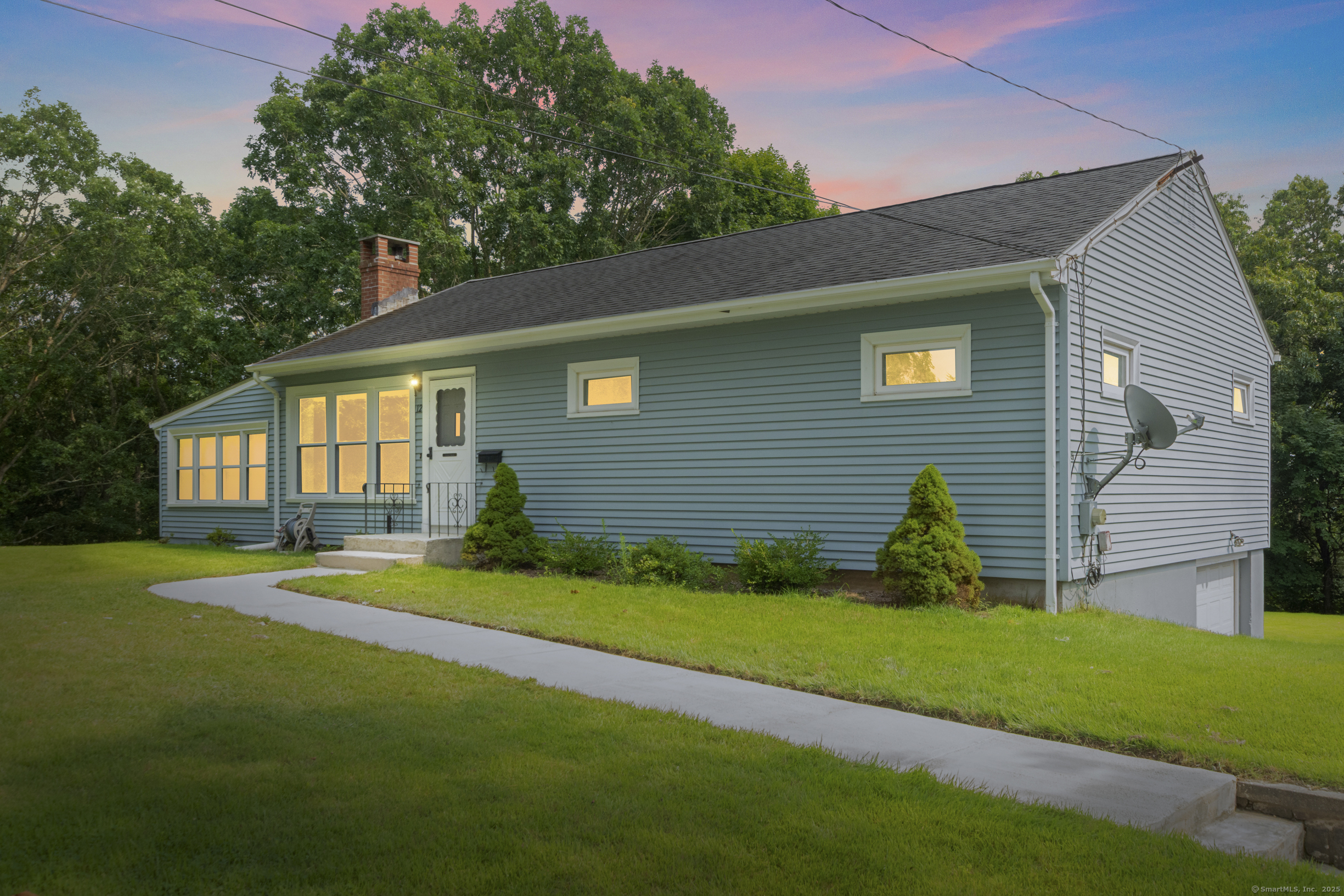 12 Paradise Lane Norwich CT 06380
