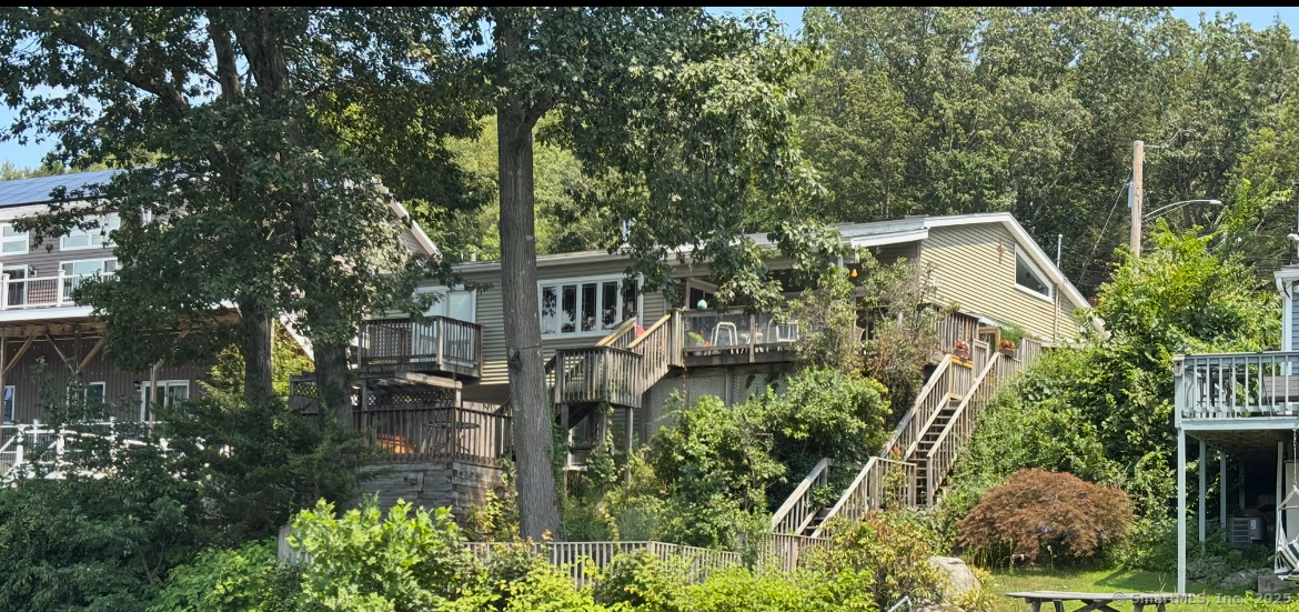3 Mcconney Grove Derby CT 06418