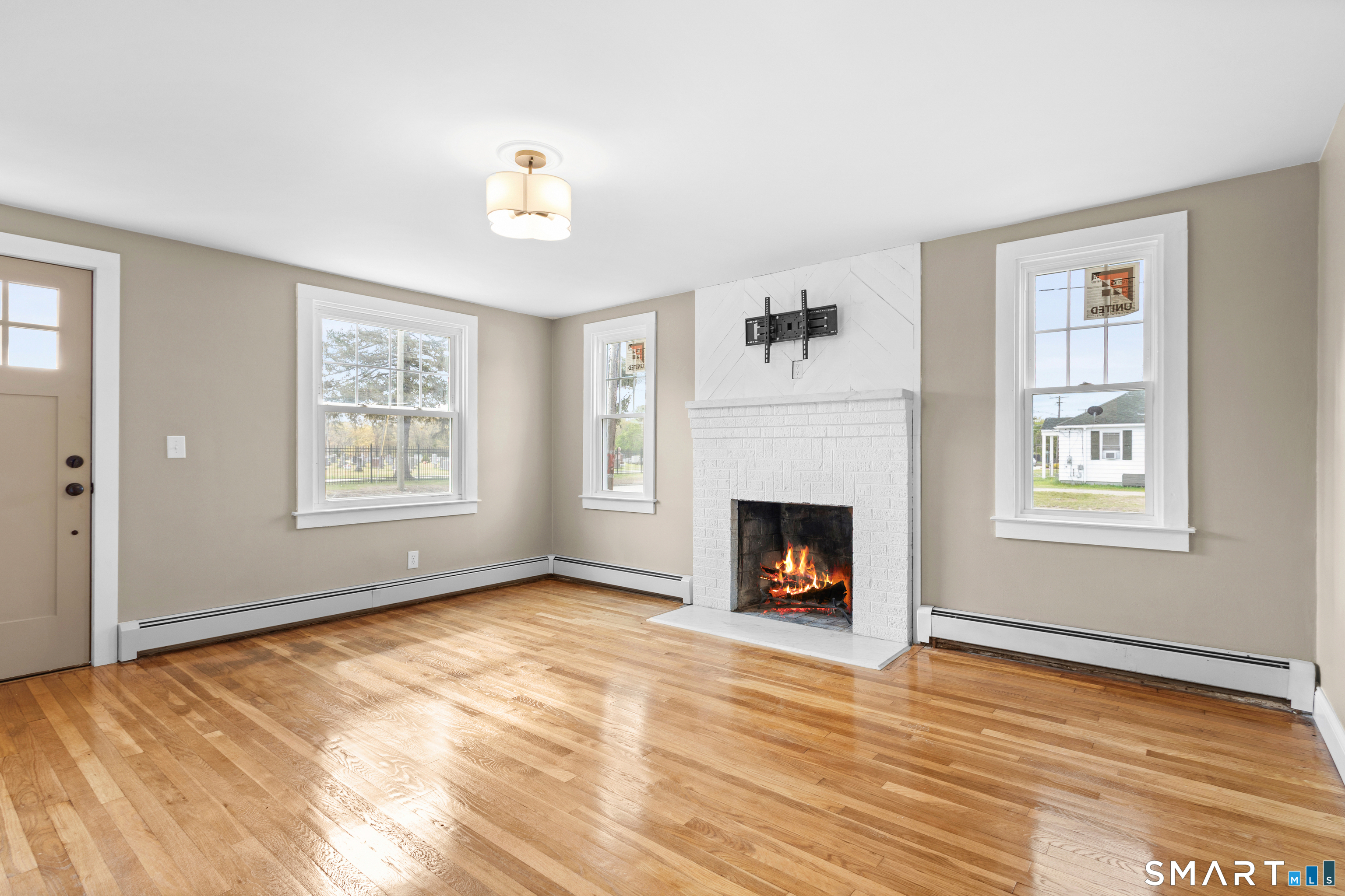 395 Maple Street Killingly CT 06239