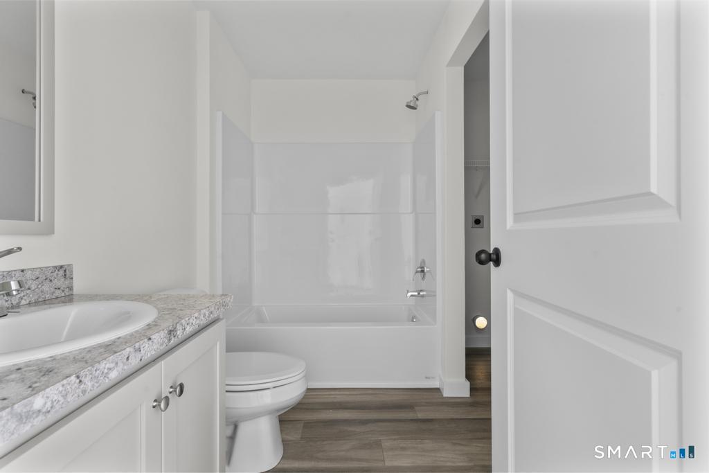 55 Sugar Street Newtown CT 06470
