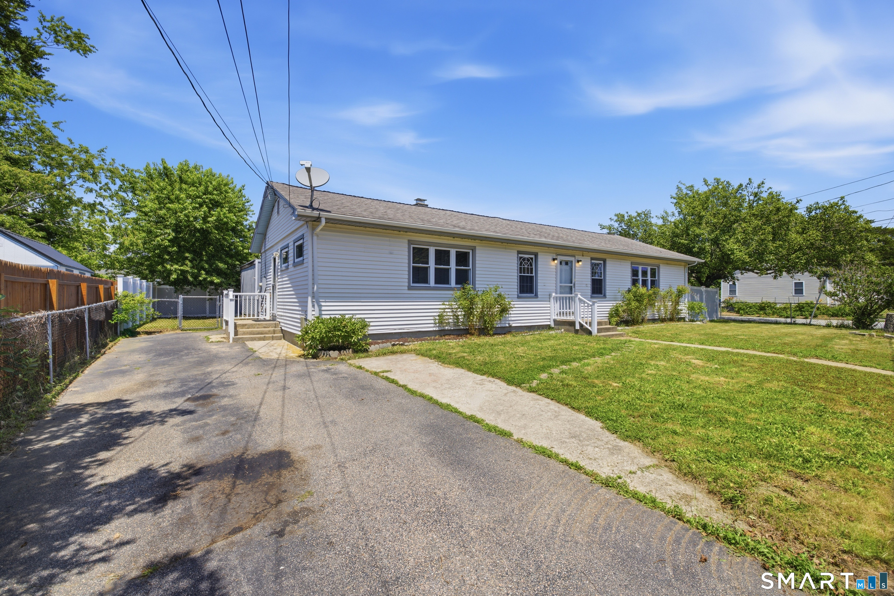 257 Midway Oval Groton CT 06340